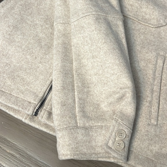 AVEC LES FILLES  ZIP FRONT SHACKET SMALL - Picture 12 of 16